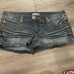 Vintage mudd jean shorts size 7(juniors)